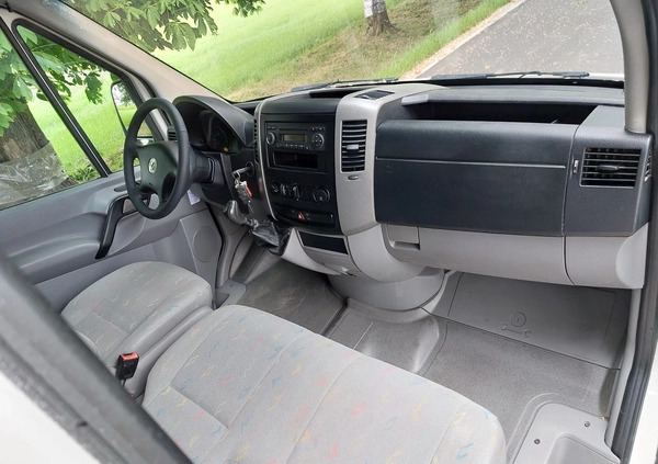 Volkswagen Crafter cena 44900 przebieg: 185106, rok produkcji 2010 z Luboń małe 137